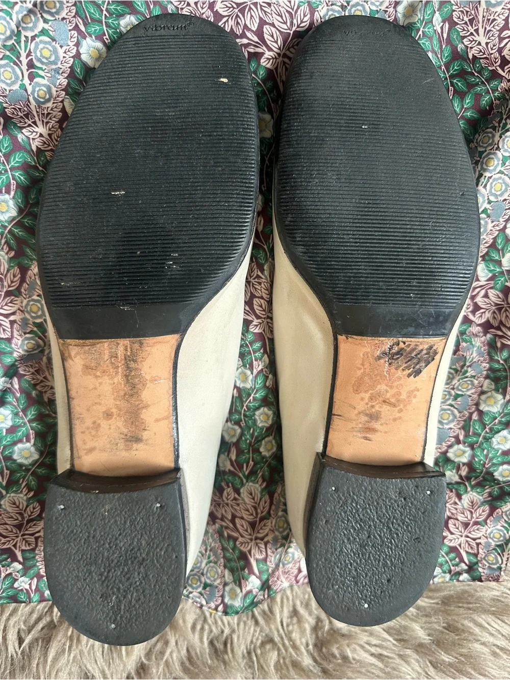 Salvatore Ferragamo Black Patent and White Leather Cap-Toe Ballet Flats 7.5 C